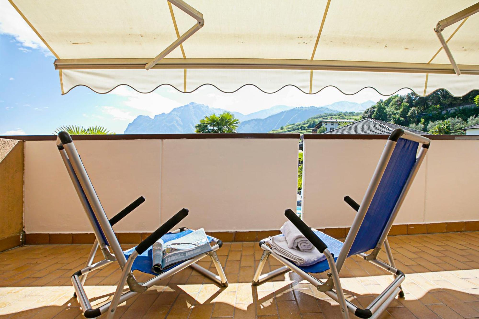 Residence Christina Due Laghi - Happy Rentals Tenno Kültér fotó