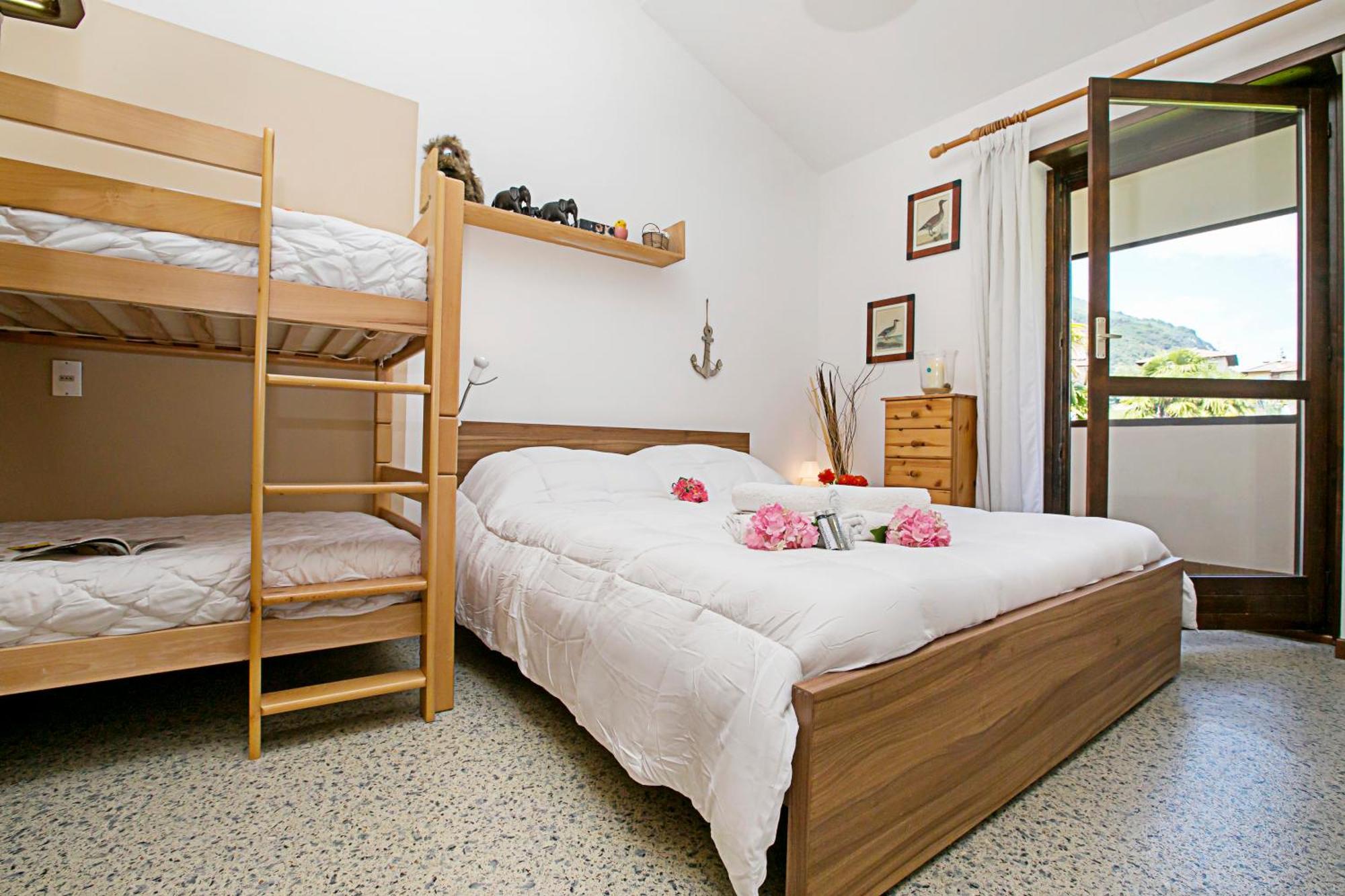 Residence Christina Due Laghi - Happy Rentals Tenno Kültér fotó