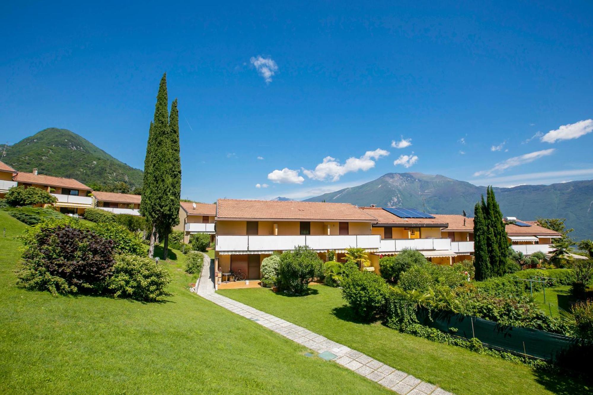 Residence Christina Due Laghi - Happy Rentals Tenno Kültér fotó
